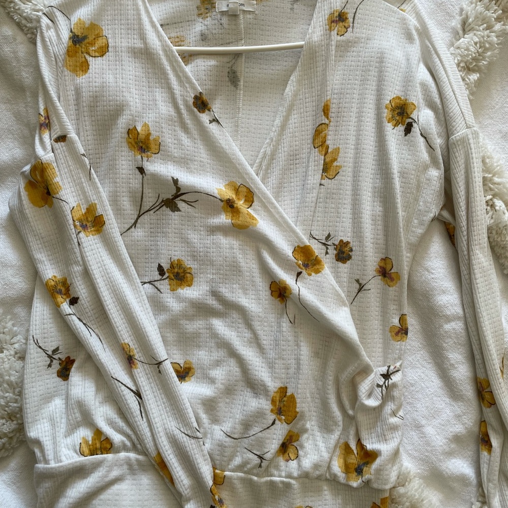 Women’s long sleeve blouse